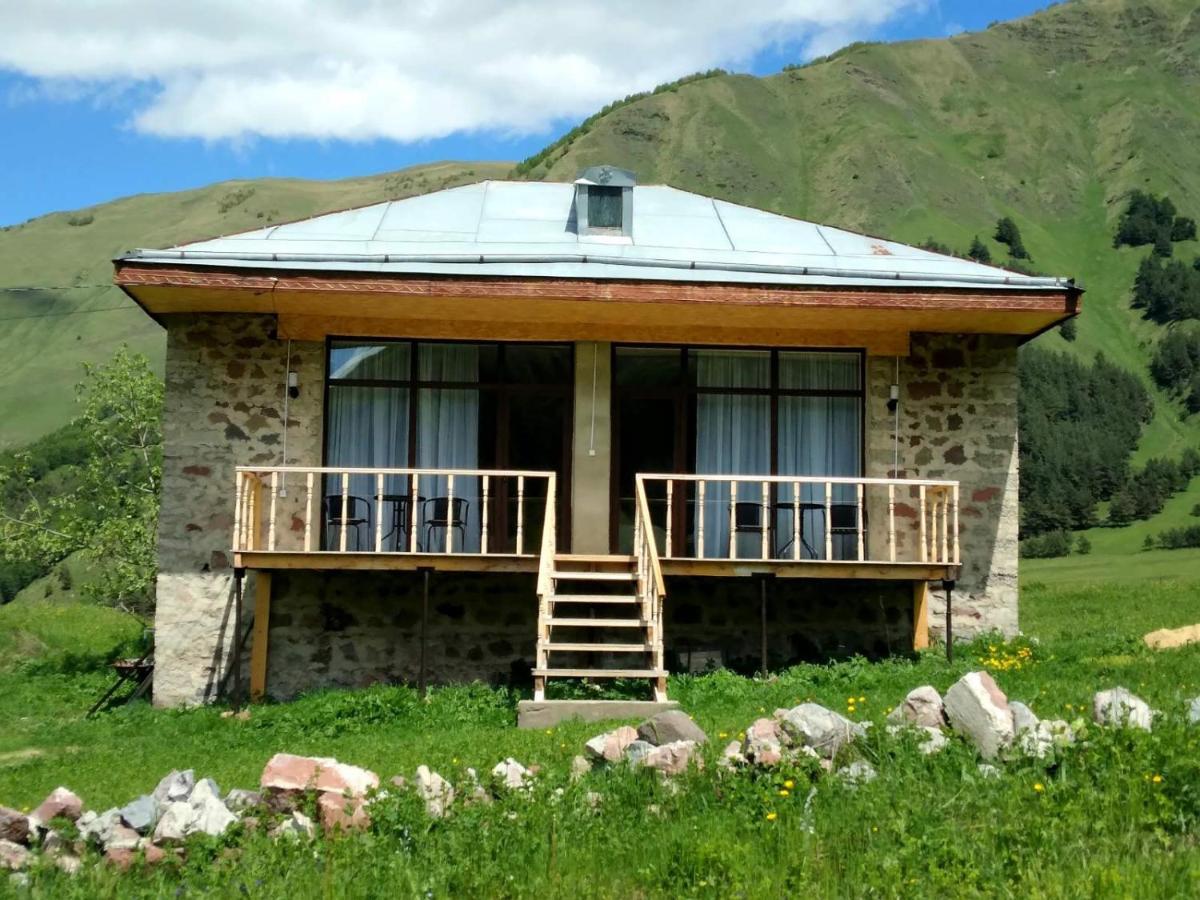 Terkhena Hotel Stepantsminda Exterior photo
